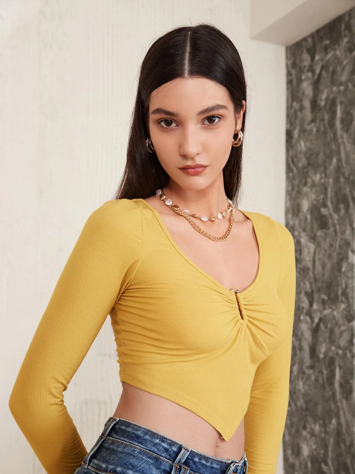 Elegant Ruched Long Sleeve Crop Top